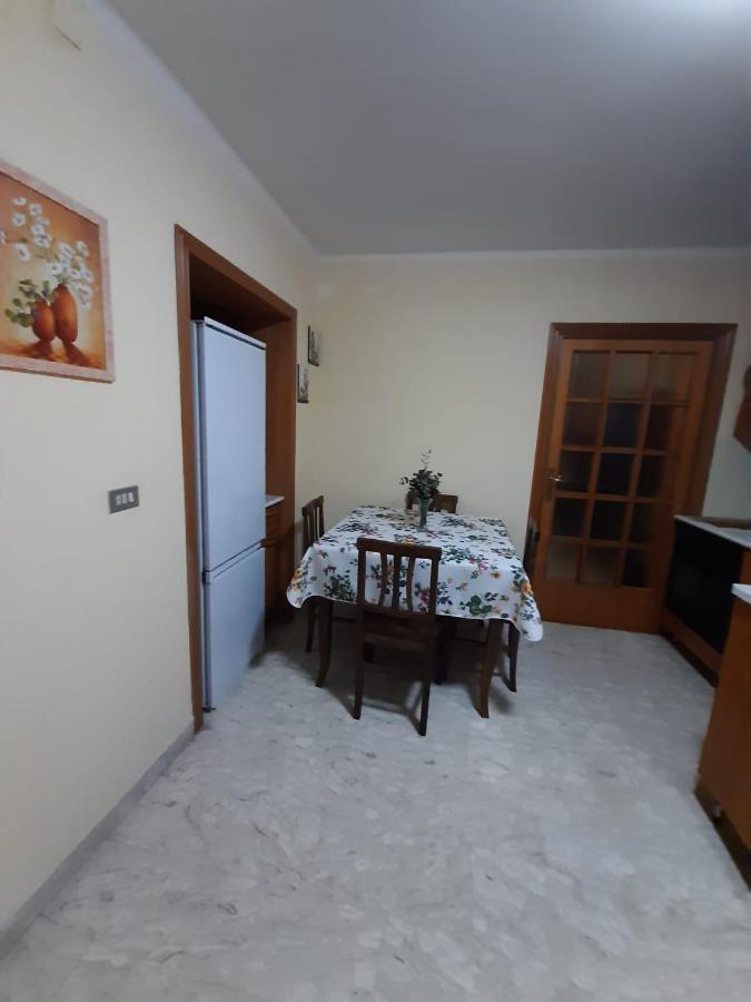 Holiday House Nel Cuore Di Μπάρι Εξωτερικό φωτογραφία