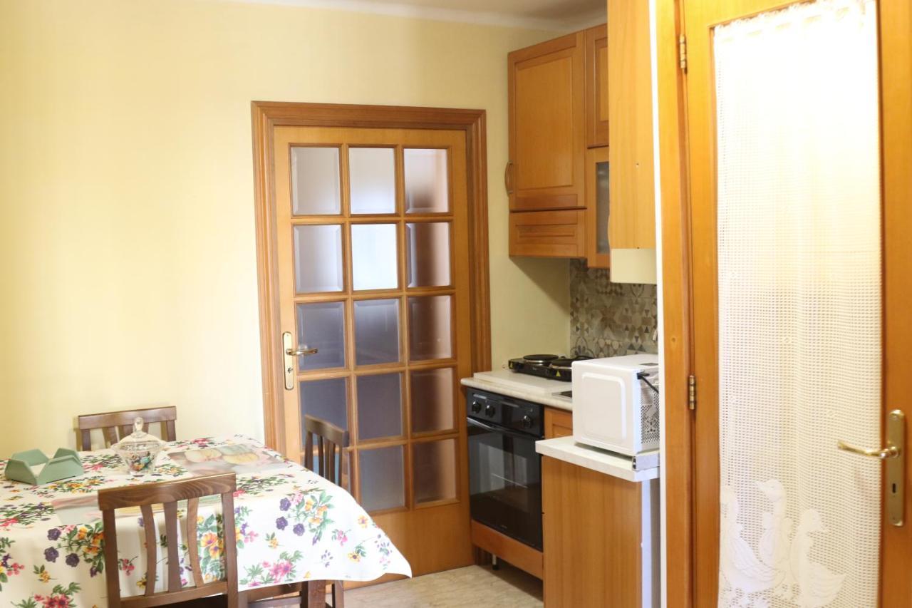 Holiday House Nel Cuore Di Μπάρι Εξωτερικό φωτογραφία