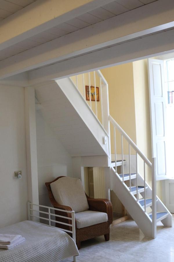 Holiday House Nel Cuore Di Μπάρι Εξωτερικό φωτογραφία