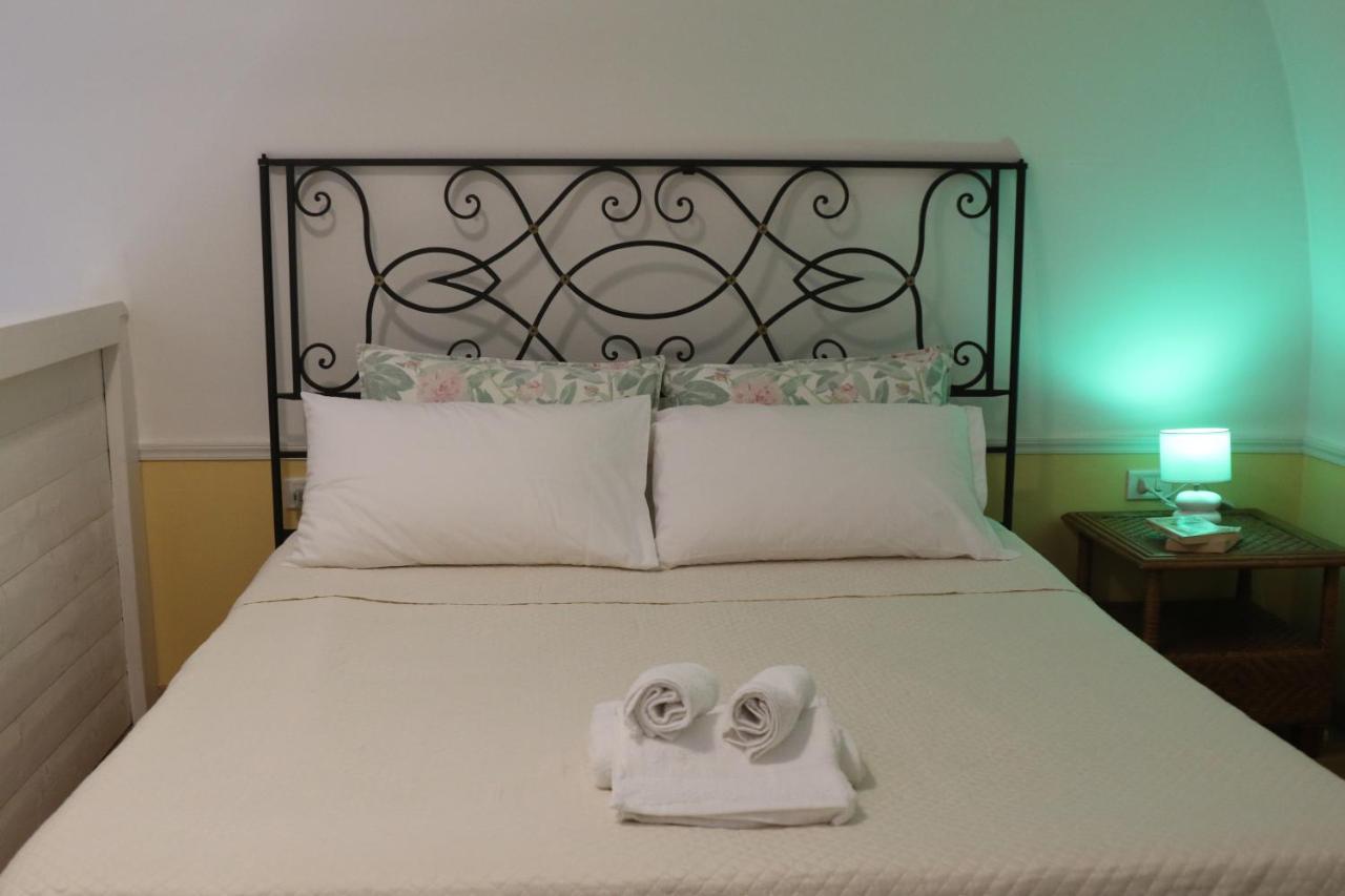 Holiday House Nel Cuore Di Μπάρι Εξωτερικό φωτογραφία